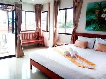 Hua Chiew Residence0