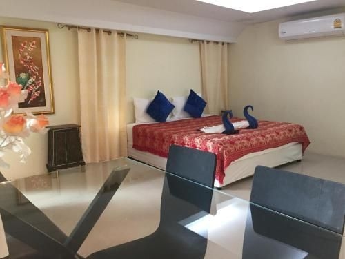 สมุยบีชรีสอร์ท (Samui Beach Resort Beach Front Rooms)3