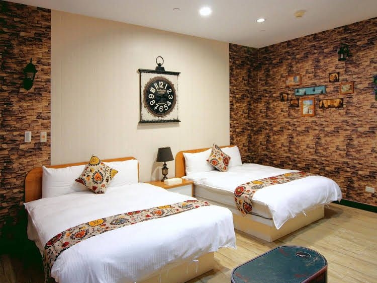 Chat Hostel0