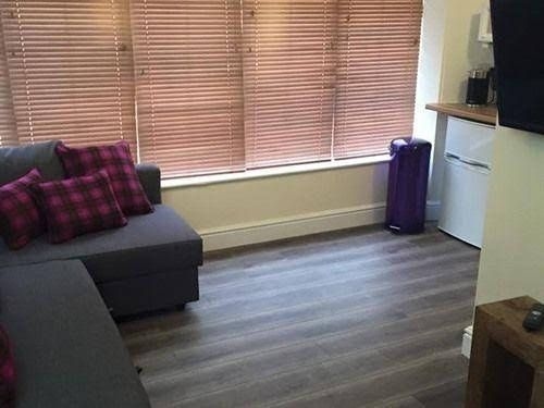 Twelve Self Serviced Apartments0