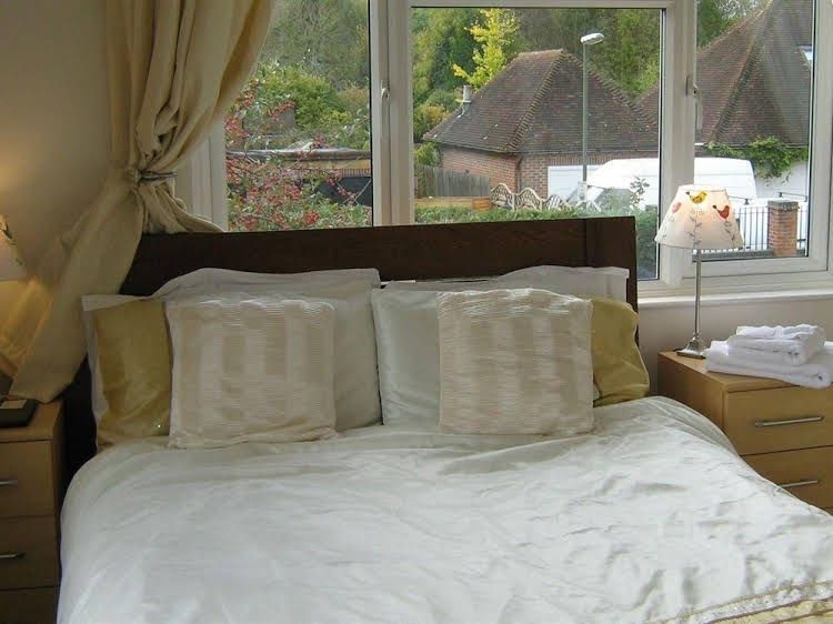 สะวันนา เบด แอนด์ เบรกฟาสต์ (Savannah Bed & Breakfast)2