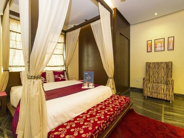 OYO Rooms RT Nagar HMT Playground0