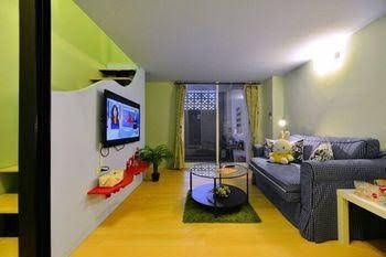 แจ๊ค เฮาส์ (Jack House)1