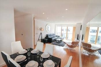 Hanover Quay Apartment0