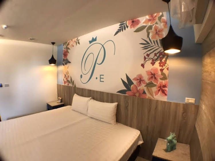 P&E HOTEL1