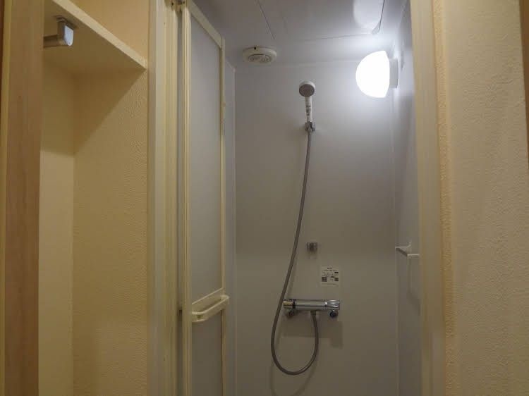 FBC Fuji Backpackers Capsule inn0
