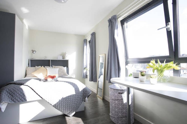 Beaverbank Place Campus Residence0