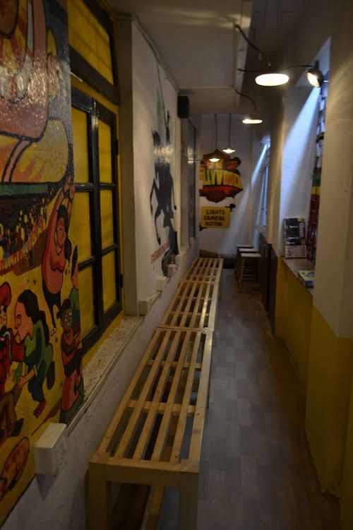 Bombay Backpackers0