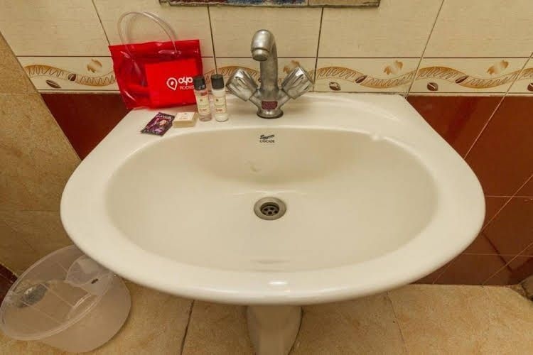 OYO Rooms Richmond Road1