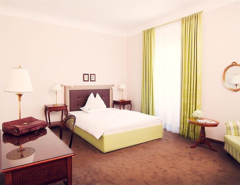 Romantik Parkhotel1