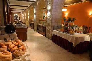Notredame Guest House0
