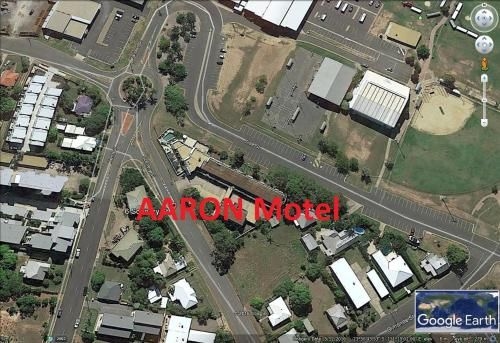 Aaron Motel3