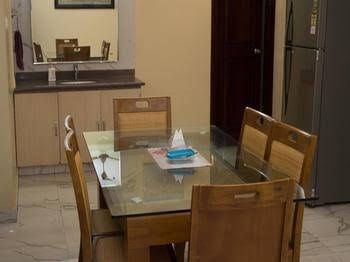OYO Rooms Infocity Road0
