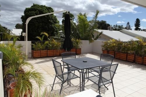 Emerald Central Palms Motel1