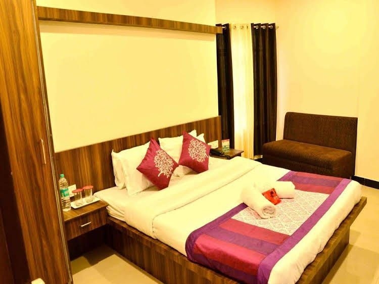 OYO Rooms Ram Ghat0