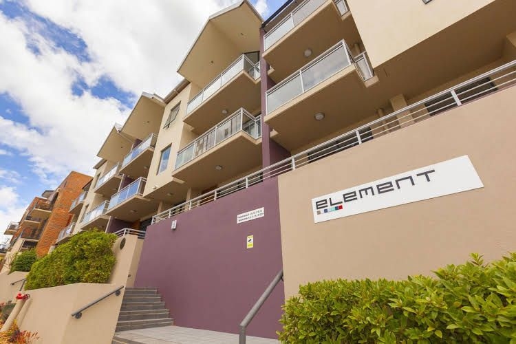 Executive Spacious Inner City Apartment0
