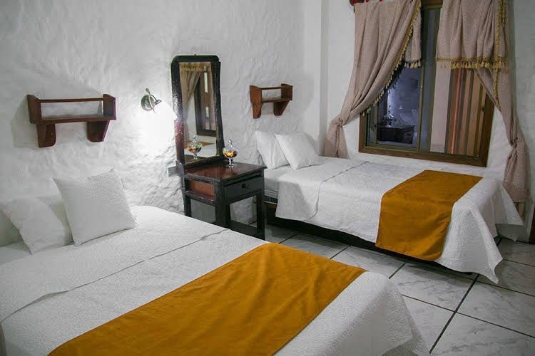 Hostal Sir Francis Drake0
