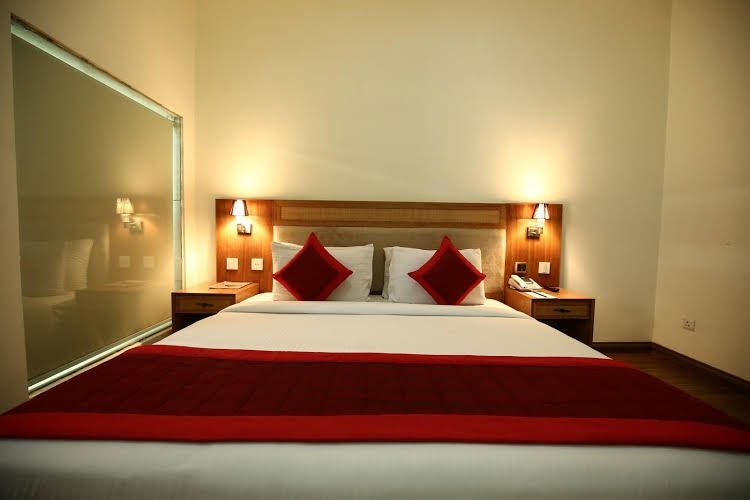 PI Suites0