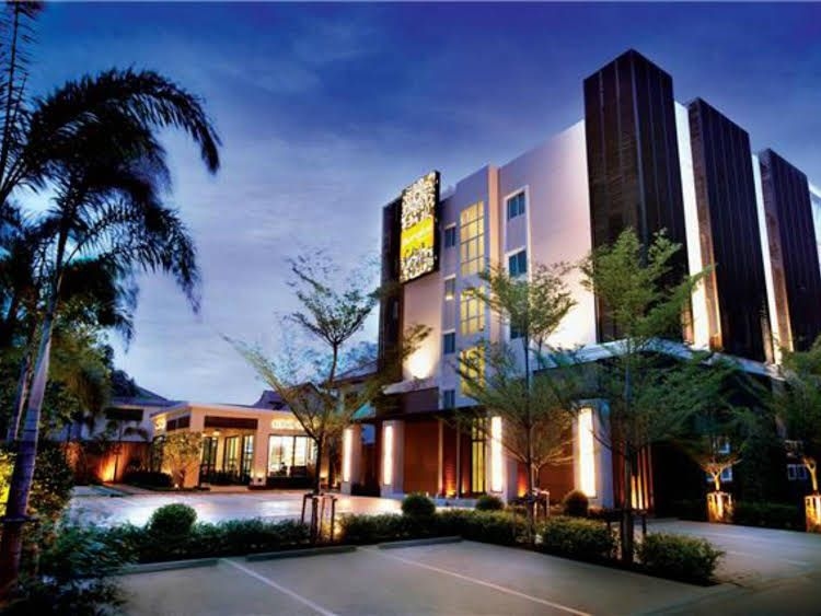 the bangkok cha cha suite0