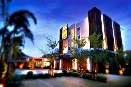 the bangkok cha cha suite0