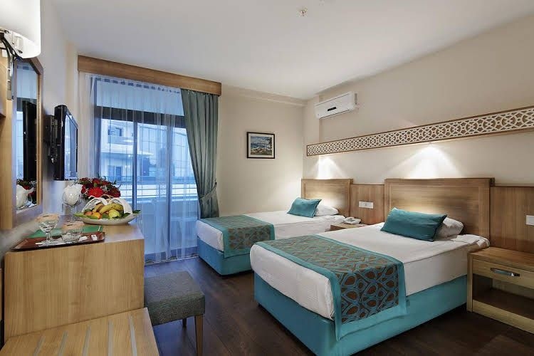 Meryan All Inclusive0