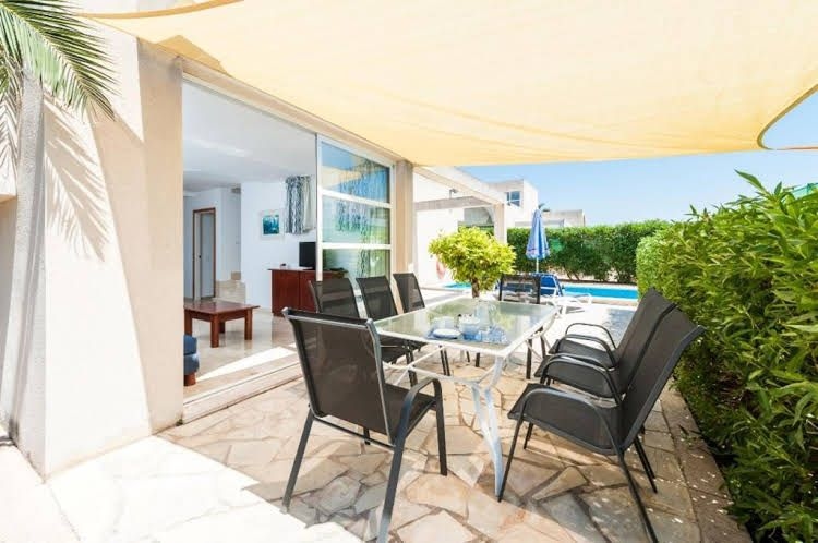 Villa Pelaies0