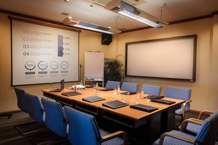 Eugenio Lopez Center0