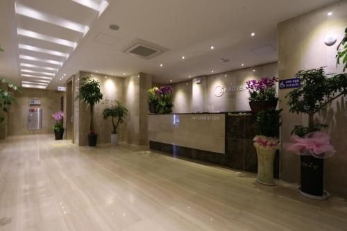 C&B Hotel3