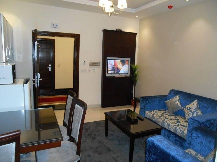 Julanar Alsharq Suites0