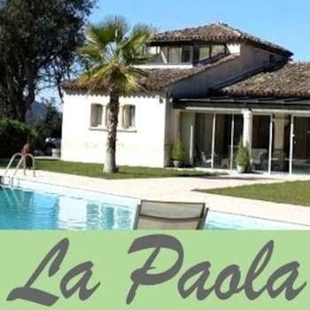 La Paola0