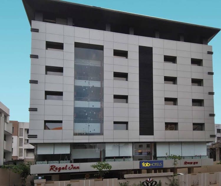 Fab Regal Inn Pimpri Chinchwad0