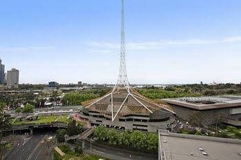 Corporate Keys Gallery Towers0