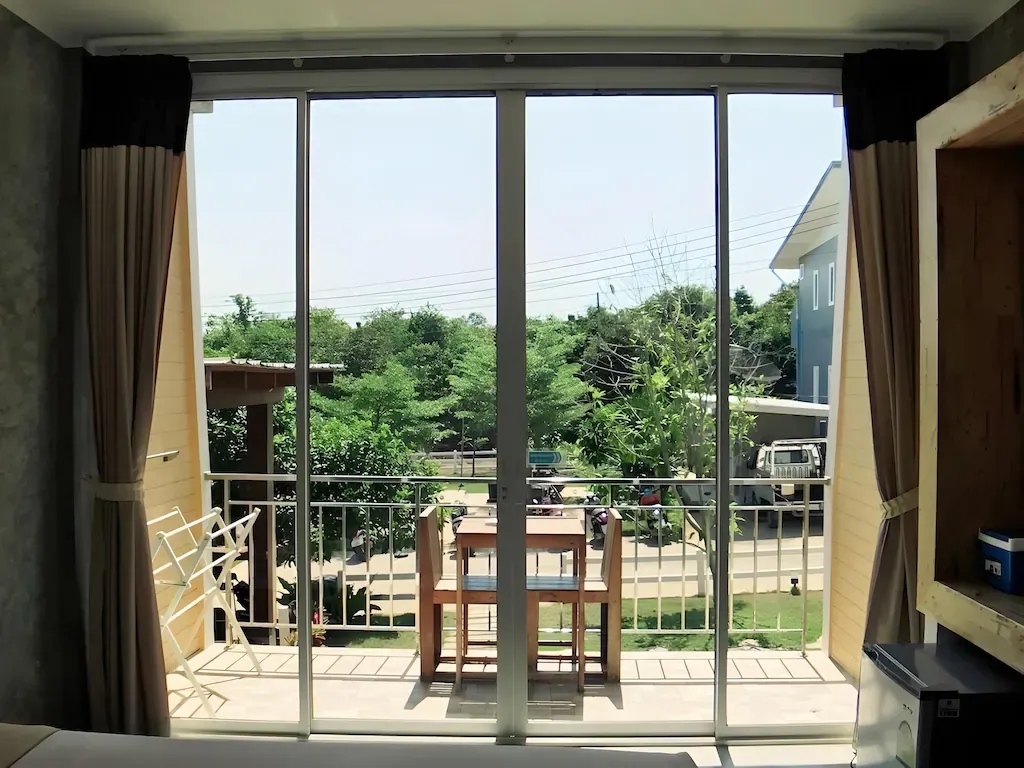 เช็คอิน รีสอร์ท เกาะล้าน (Check-in Resort Koh Larn)3