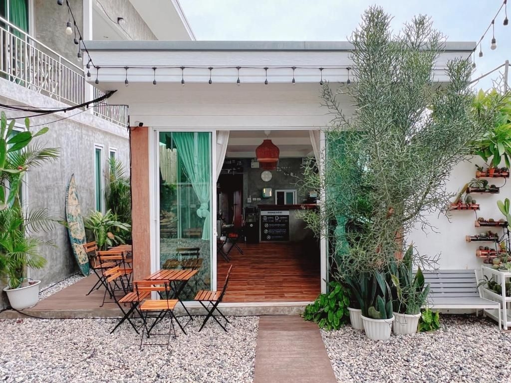 เช็คอิน รีสอร์ท เกาะล้าน (Check-in Resort Koh Larn)2