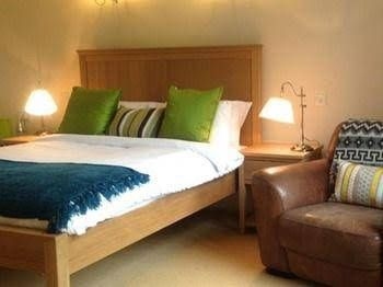 Sniperley Hall B and B0