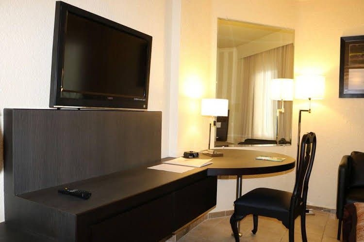 Copantl and Convention Center0