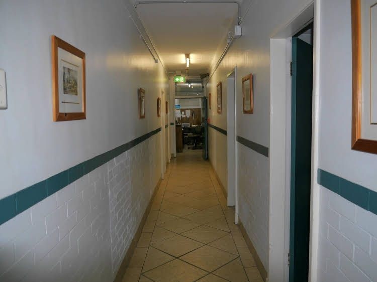 Acacia Inner City Inn0