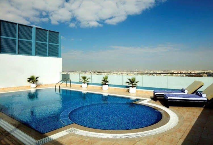 Radisson Blu Hotel Apartments Dubai Silicon Oasis2
