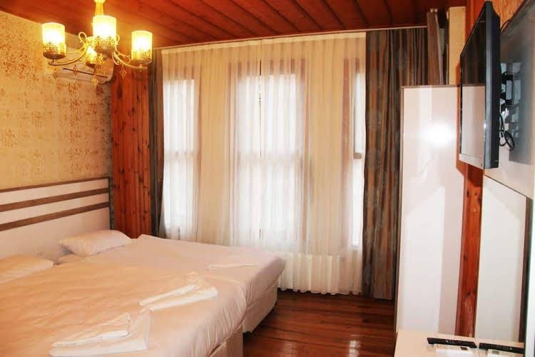 Theodian Hotel1
