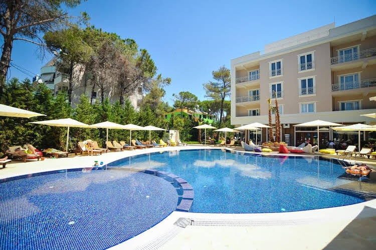 Sandy Beach Resort2