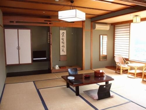 Yamamura Bekkan3
