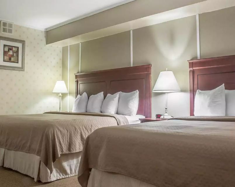 Quality Inn & Suites Niagara Falls1