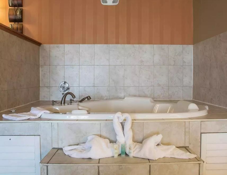 Quality Inn & Suites Niagara Falls3