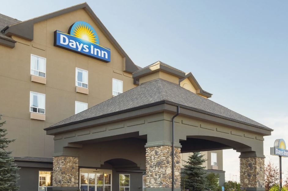 Days Inn by Wyndham Medicine Hat0