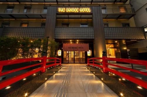 โรงแรมเดอะ บริดจ์ ชินไซบะชิ (The Bridge Hotel Shinsaibashi)0