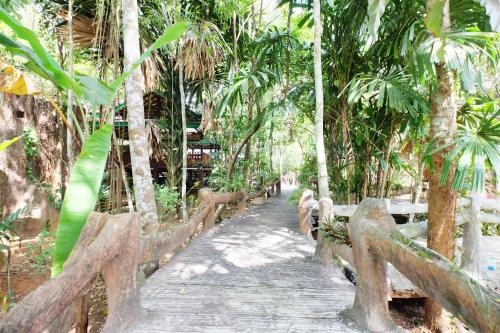 OYO 604 Ruen Mai Horm Resort (Ruen Mai Horm Resort near Nayong Hospital)3