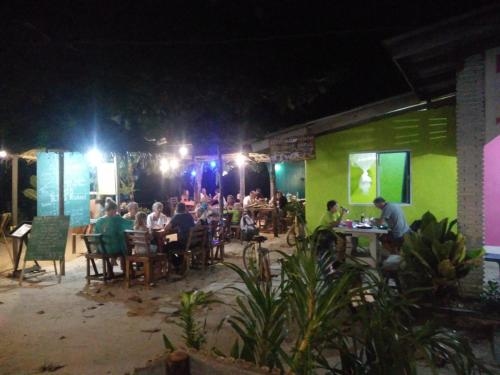 Koh Mook Sea View Bungalow (Kohmook Seaview bungalow)2