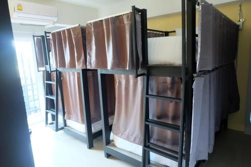 Airport Hostel Phuket4