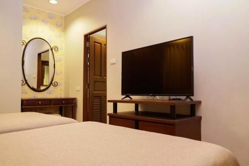 Sara Inn1