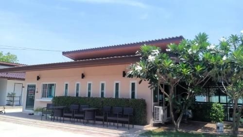 เดอะชิลเฮ้าส์ (The Chill House)2